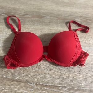 Victoria’s Secret Dream Angels Lace Push up Bra